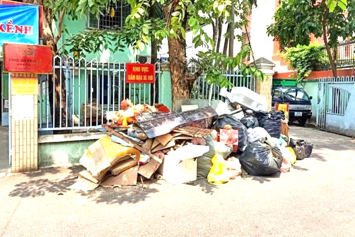 Dịch vụ dọn rác cồng kềnh cho quán ăn văn phòng