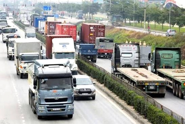 Xe container TPHCM đi Đà Nẵng nhận hàng tại kho