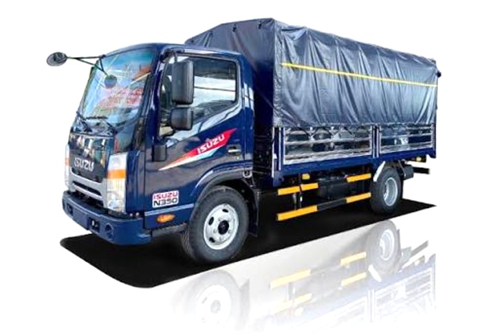 Xe tải chở hàng Nam Định cỡ trung chạy trục quốc lộ